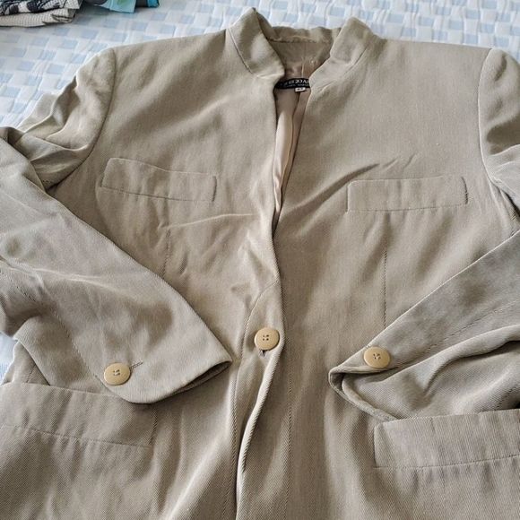 Giorgio Armani Vintage Lined Wool Blazer - Picture 8 of 8